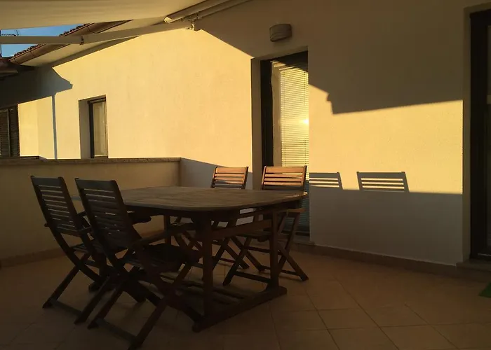 Tin House Appartamento